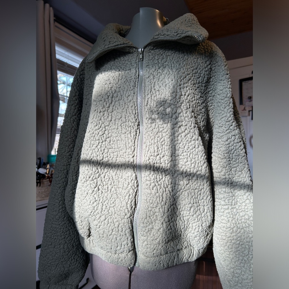 SO Fleece Olive Zip Up